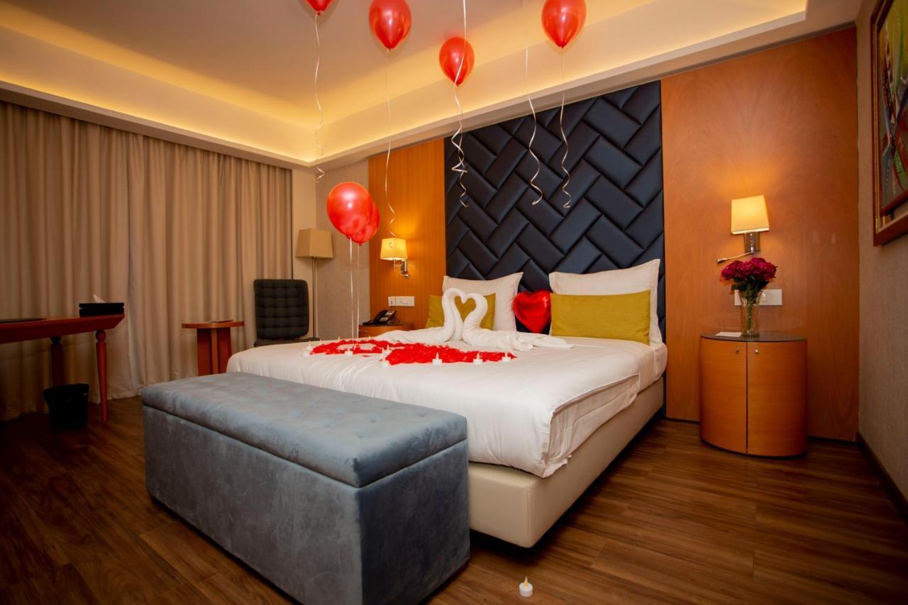 Bravia Hotel نيامي المظهر الخارجي الصورة